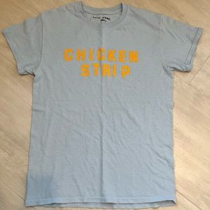 Katie Kimmel “chicken strip” tshirt sz S